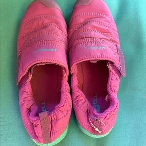 Merrell Fuchsia Bare Steps Hut Moc